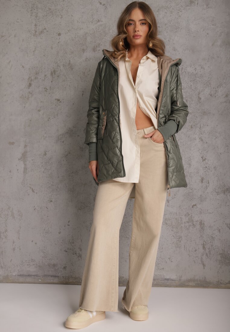 Zielona Przejściowa Kurtka z Kapturem Pikowanymi Przeszyciami i Suwakami Kave