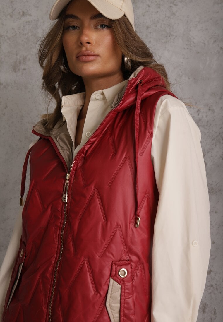 Czerwona Długa Kamizelka Pikowana z Nieodpinanym Kapturem Semaea