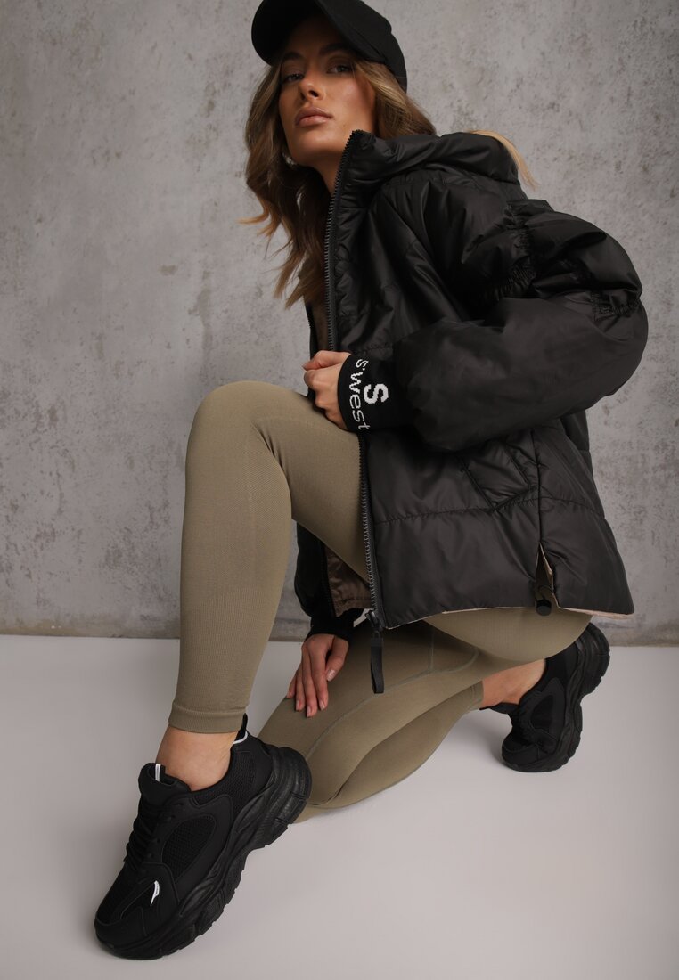 Czarna Pikowana Kurtka Puffer z Kapturem Ozdobiona Napisami Orellana