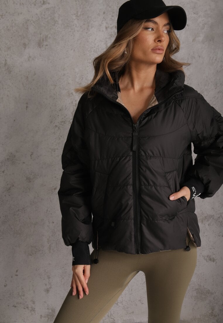 Czarna Pikowana Kurtka Puffer z Kapturem Ozdobiona Napisami Orellana