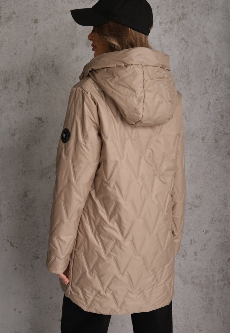 Brązowa Długa Kurtka Parka Pikowana z Kapturem Ozdobiona Aplikacją Rossea