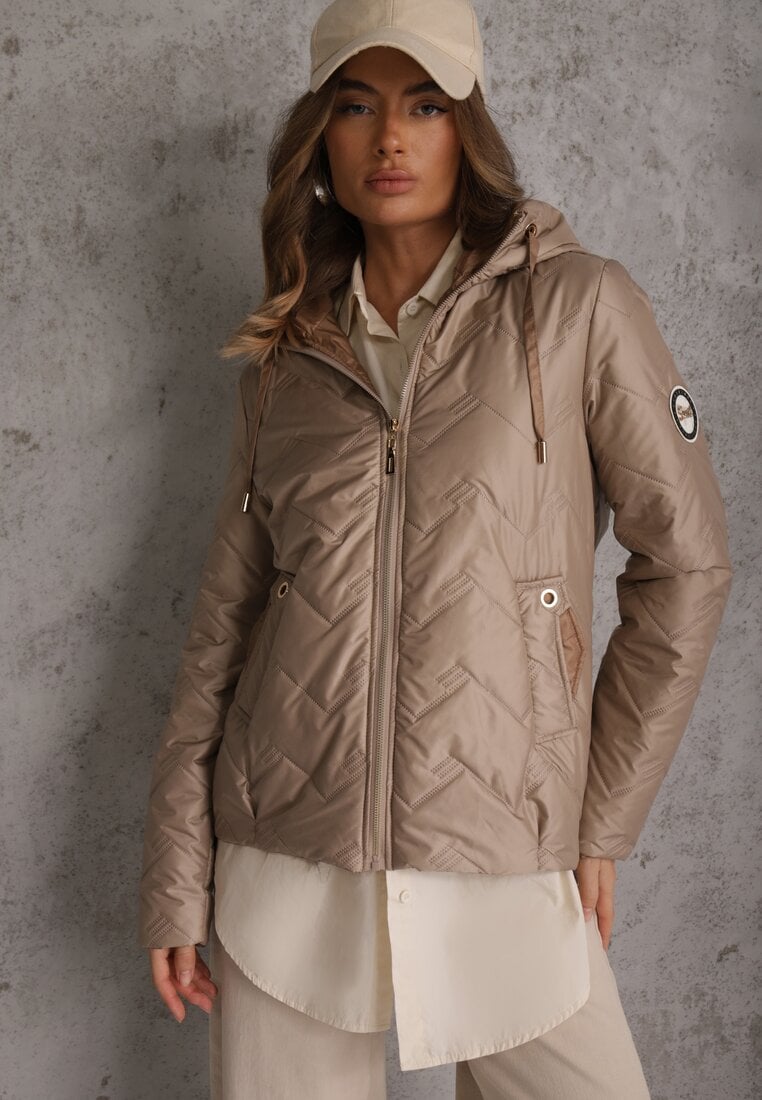 Brązowa Kurtka Przejściowa z Pikowanymi Przeszyciami Kieszeniami i Kapturem Fliphe