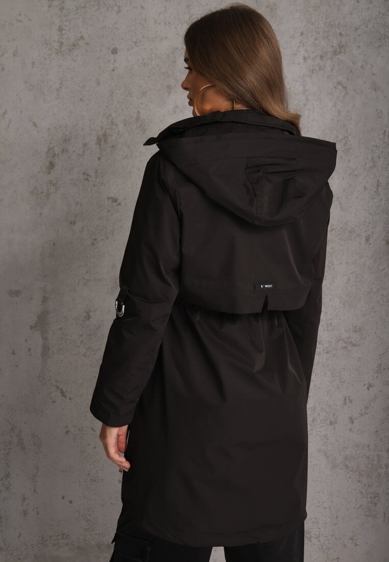 Czarna Kurtka Przejściowa Typu Parka z Odpinanym Kapturem Ozdobiona Sznurkami Fallaiah