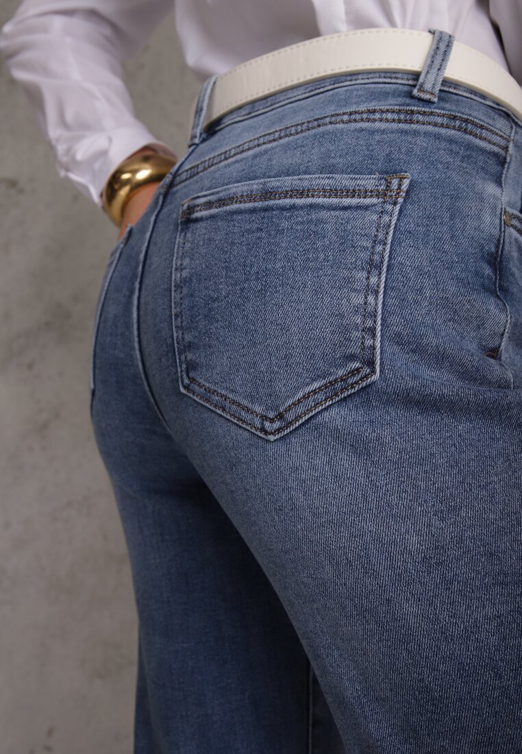 Jasnoniebieskie Jeansy z Bawełną o Fasonie Mom Fit Qastorea