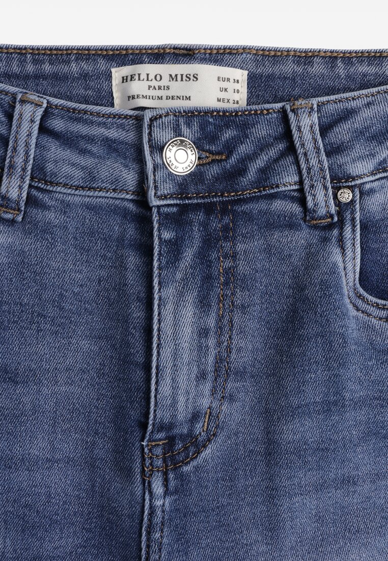 Jasnoniebieskie Jeansy z Bawełną o Fasonie Mom Fit Qastorea