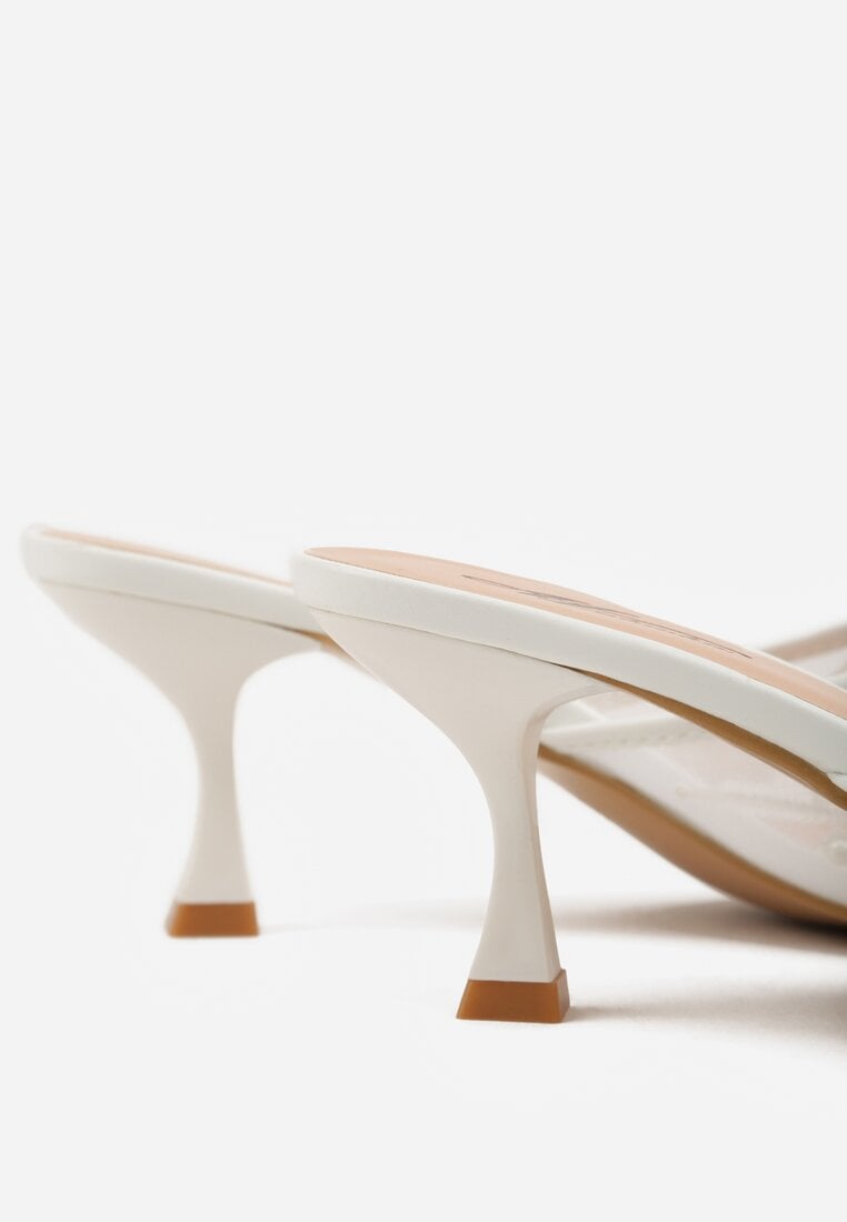 Białe Siateczkowe Klapki na Metalicznej Szpilce z Imitacją Pereł i Haftem w Kwiaty Polia