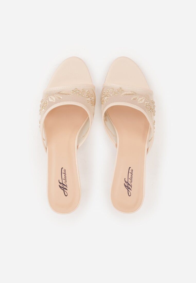 Beżowe Siateczkowe Klapki na Metalicznej Szpilce z Imitacją Pereł i Haftem w Kwiaty Polia