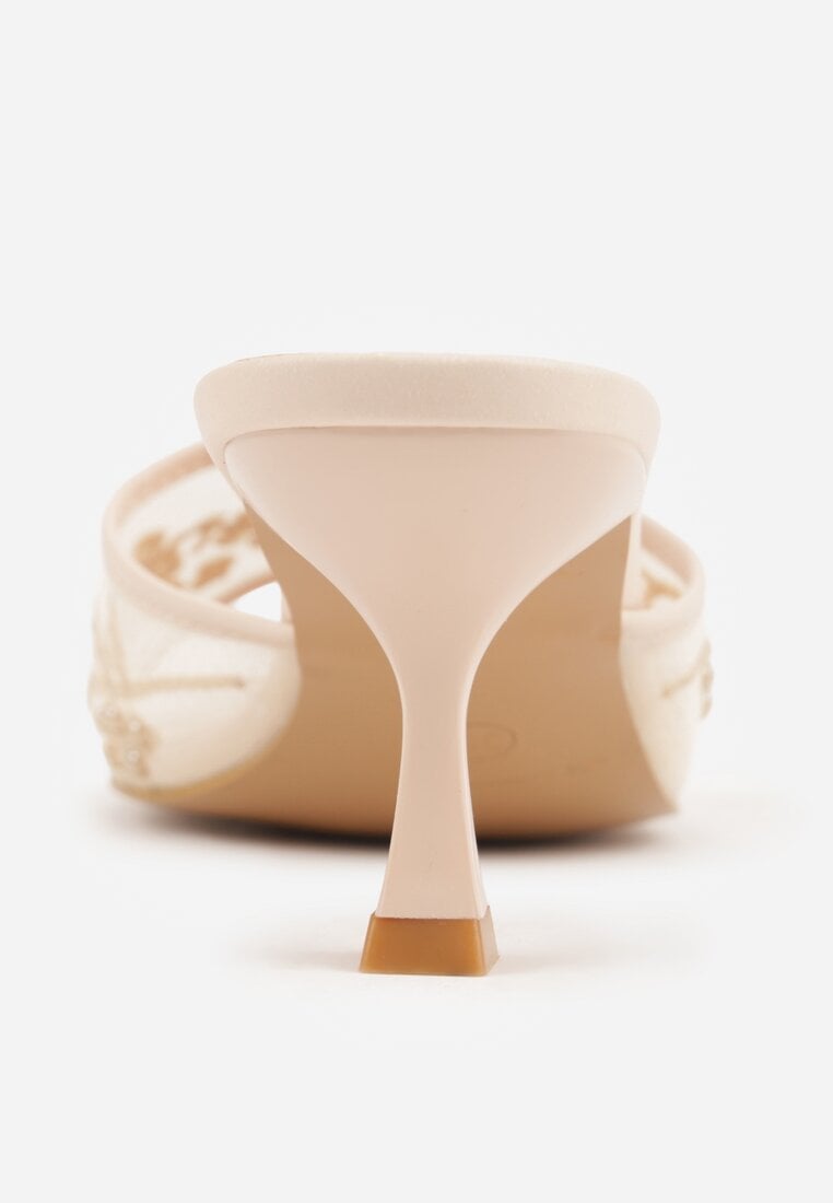 Beżowe Siateczkowe Klapki na Metalicznej Szpilce z Imitacją Pereł i Haftem w Kwiaty Polia