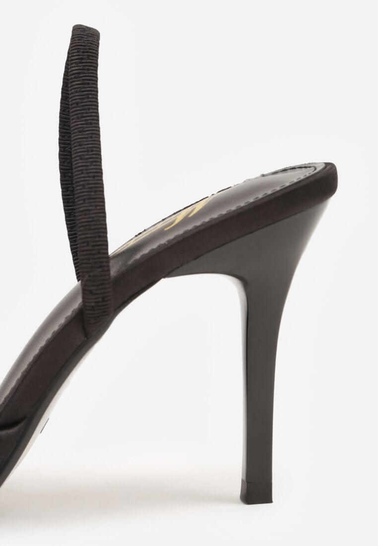 Czarne Szpilki o Satynowym Wykończeniu z Aplikacją w Kształcie Kokardy Gihaen