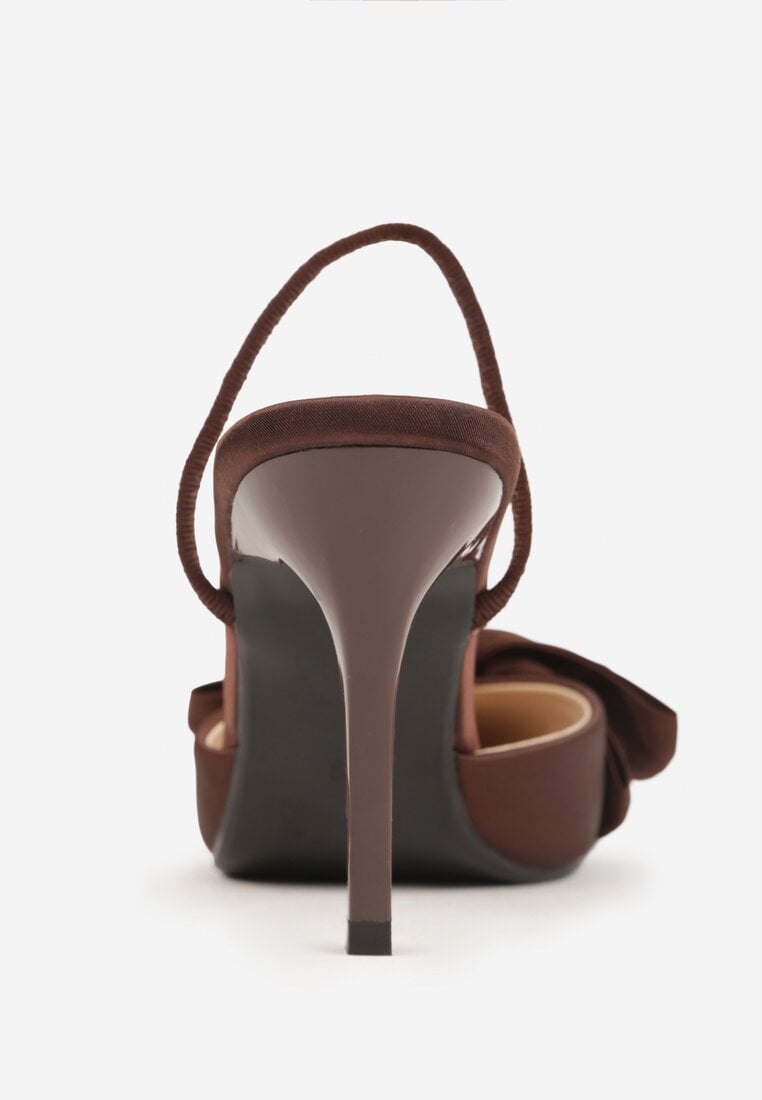 Brązowe Szpilki o Satynowym Wykończeniu z Aplikacją w Kształcie Kokardy Gihaen