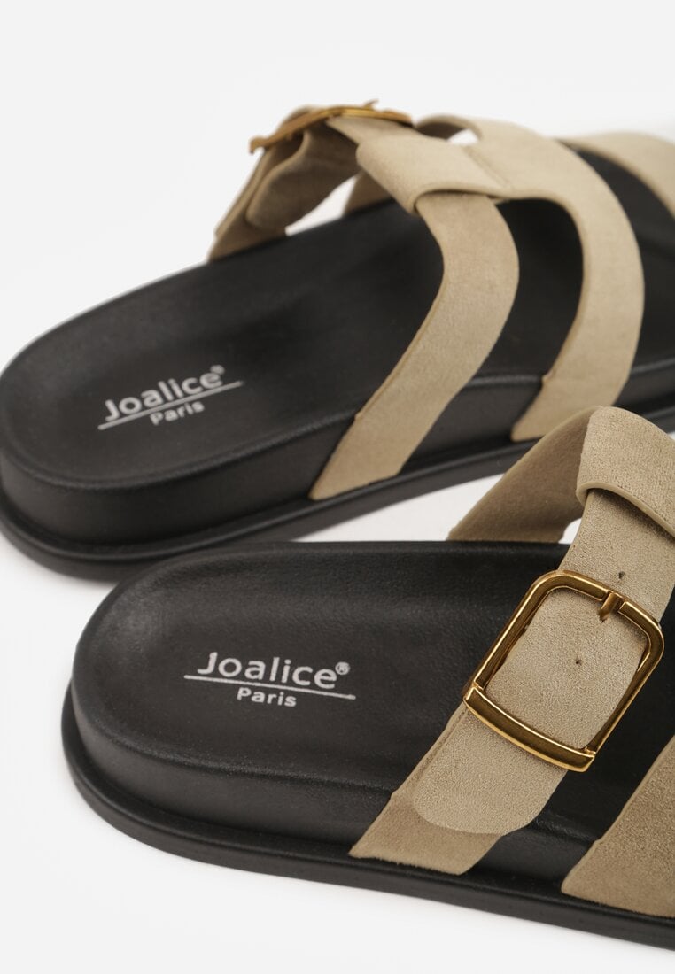 Beżowe Klapki Ozdobione Geometrycznymi Paskami i Metaliczną Klamrą Hossei