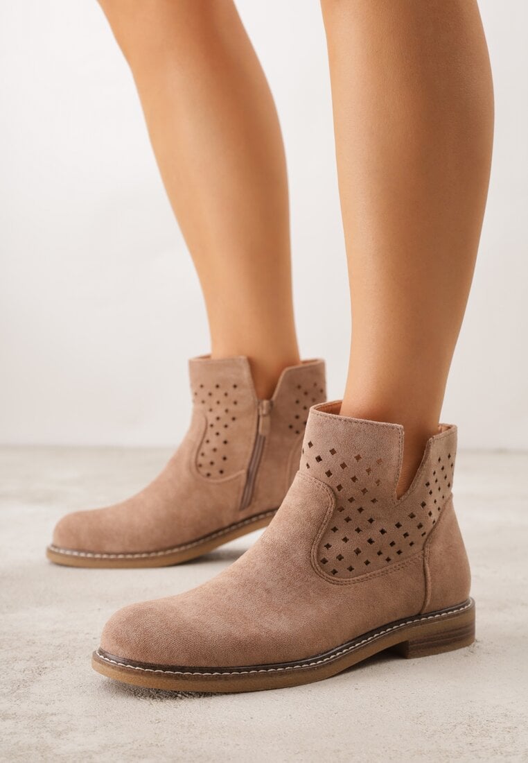 Ciemnobeżowe Ażurowe Botki na Płaskiej Podeszwie ze Skórzaną Wkładką Terilara