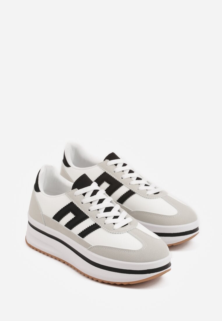 Białe Sneakersy na Platformie z Geometrycznym Motywem Hippiopis