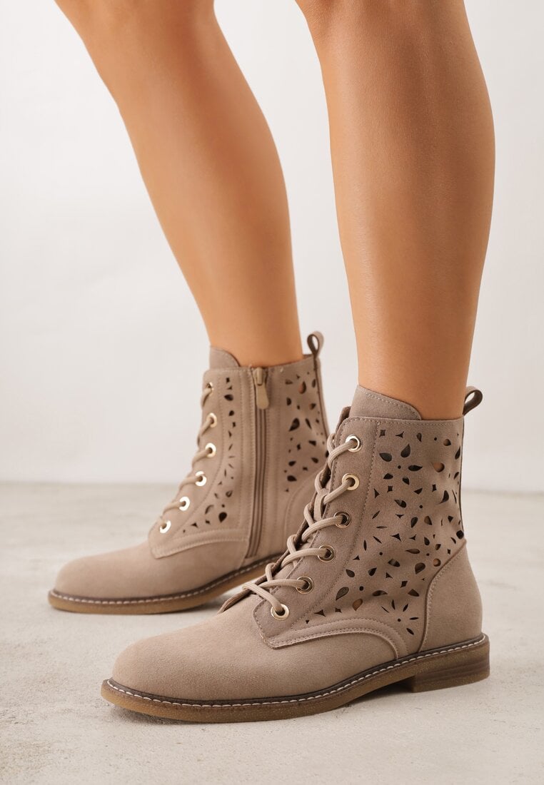 Ciemnobeżowe Skórzane Botki z Ażurowym Wzorem Kasona