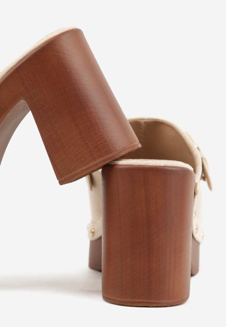 Beżowe Klapki na Słupku w Stylu Chodaków z Klamrami i Nitami Semelaia