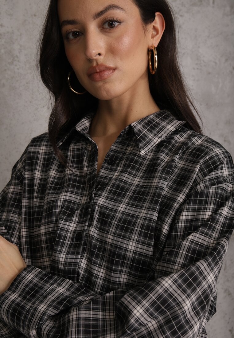 Czarna Koszula z Bawełny Typu Crop w Kratę Ozdobiona Marszczeniem Risettes