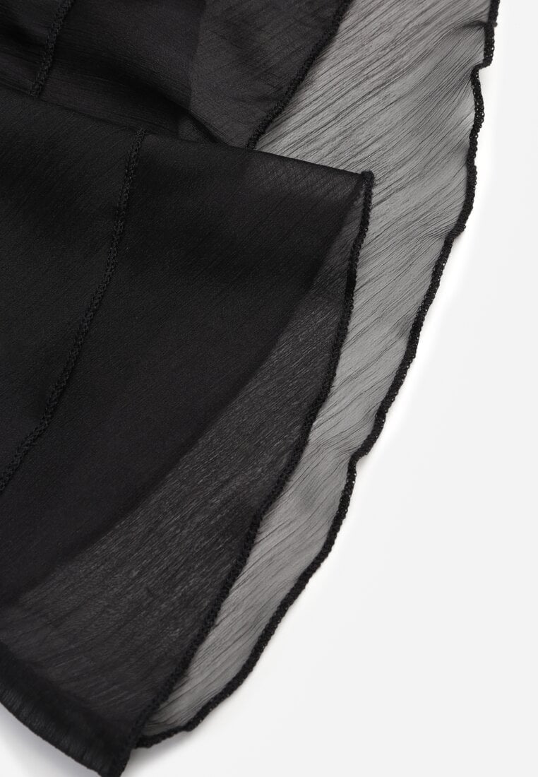 Czarna Eteryczna Sukienka z Falbanami i Wiązanym Paskiem w Talii Rivania