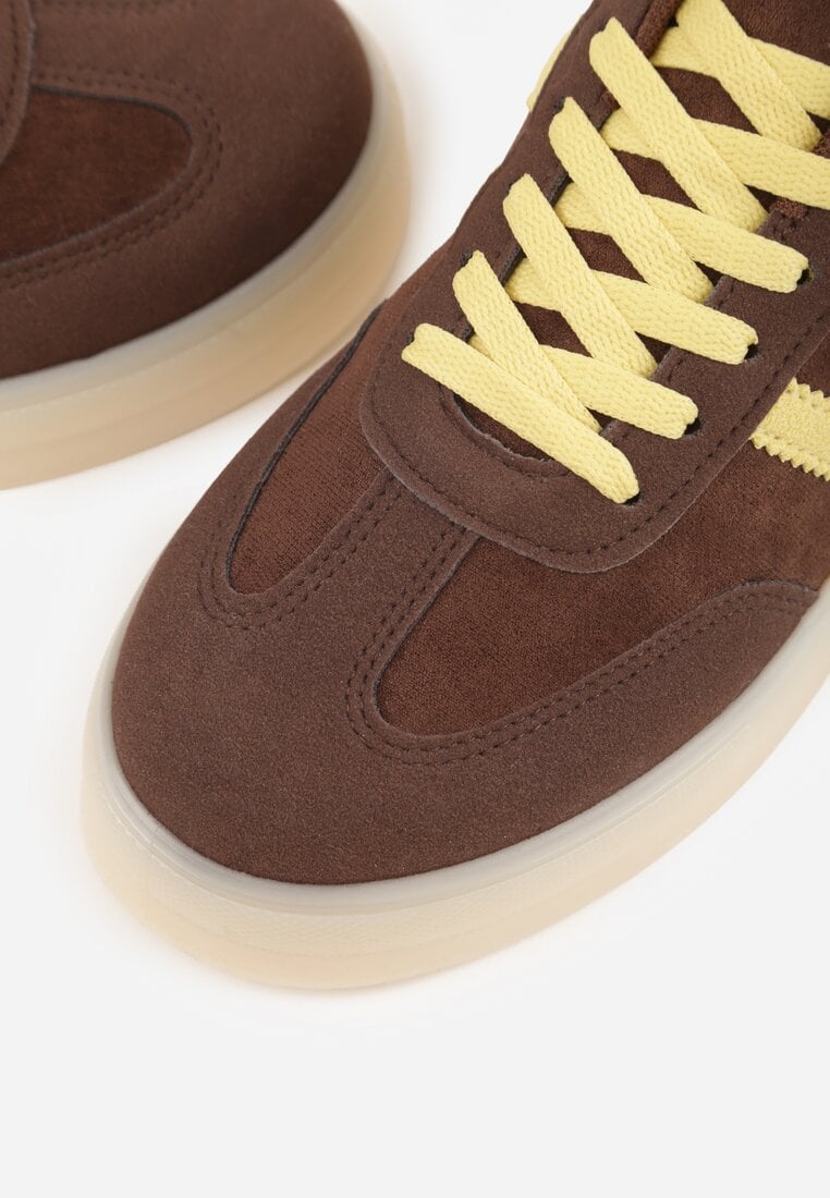 Ciemnobrązowe Sneakersy na Platformie w Stylu Tenisówek Ozdobione Paskami Ladia