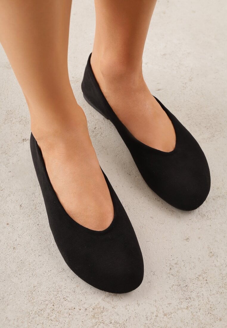 Czarne Balerinki z Imitacji Zamszu w Stylu Basic Saraphiele