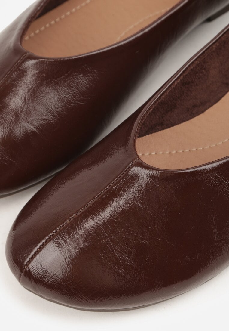 Brązowe Gładkie Balerinki Basic z Zaokrąglonym Noskiem Kaleta