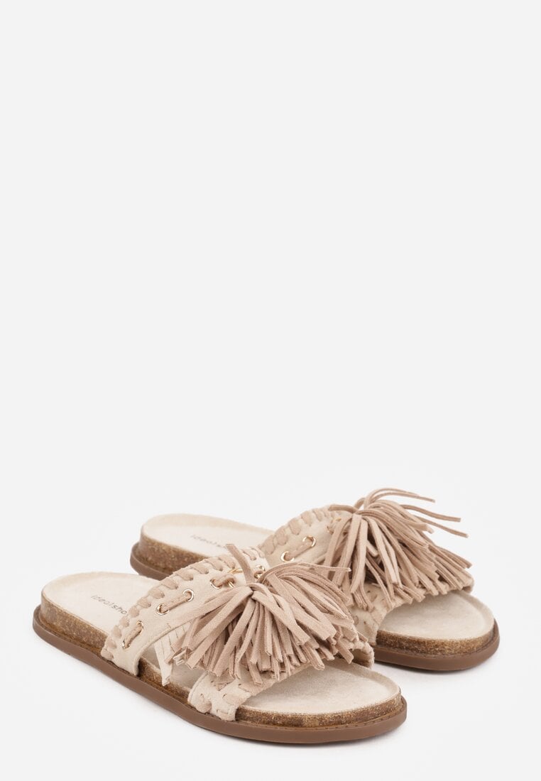 Beżowe Klapki Boho z Ozdobnymi Frędzlami Samsonitta