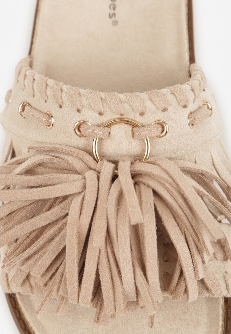 Beżowe Klapki Boho z Ozdobnymi Frędzlami Samsonitta