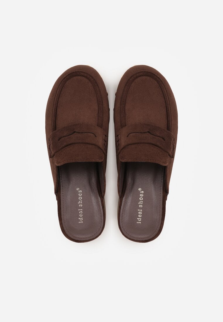 Brązowe Klapki Drewniaki o Fasonie Loafersów z Ozdobnymi Nitami Sargita