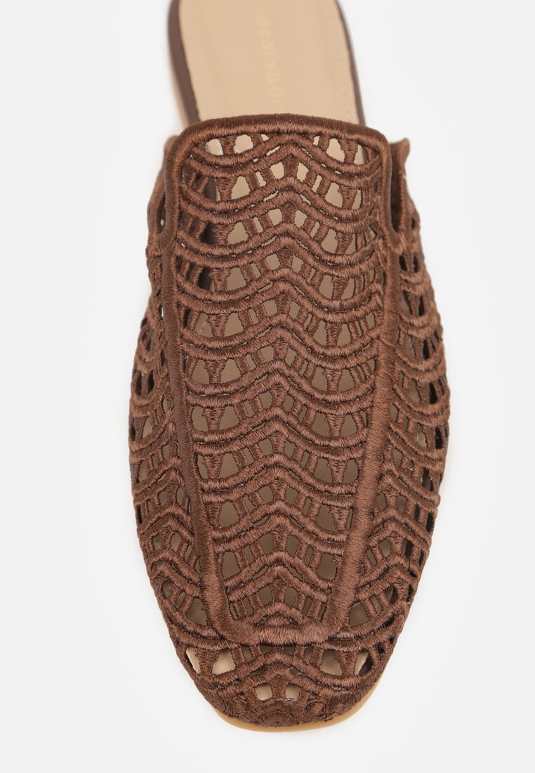 Brązowe Ażurowe Klapki Mule z Plecioną Cholewką Raguela