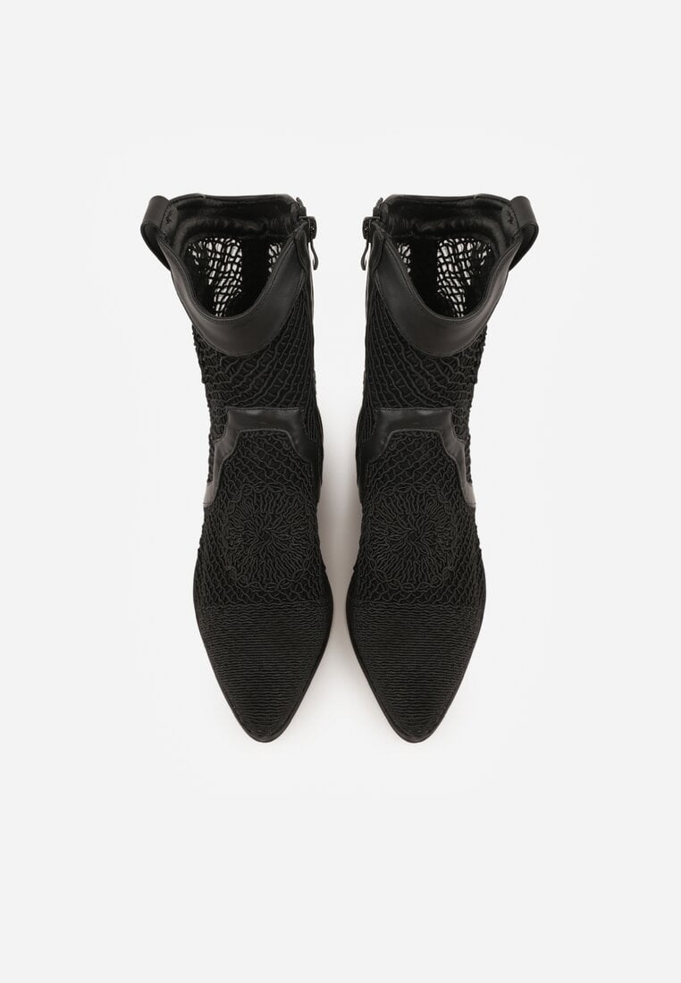 Czarne Botki Kowbojki na Stożku z Ażurową Cholewką z Haftem Isarna