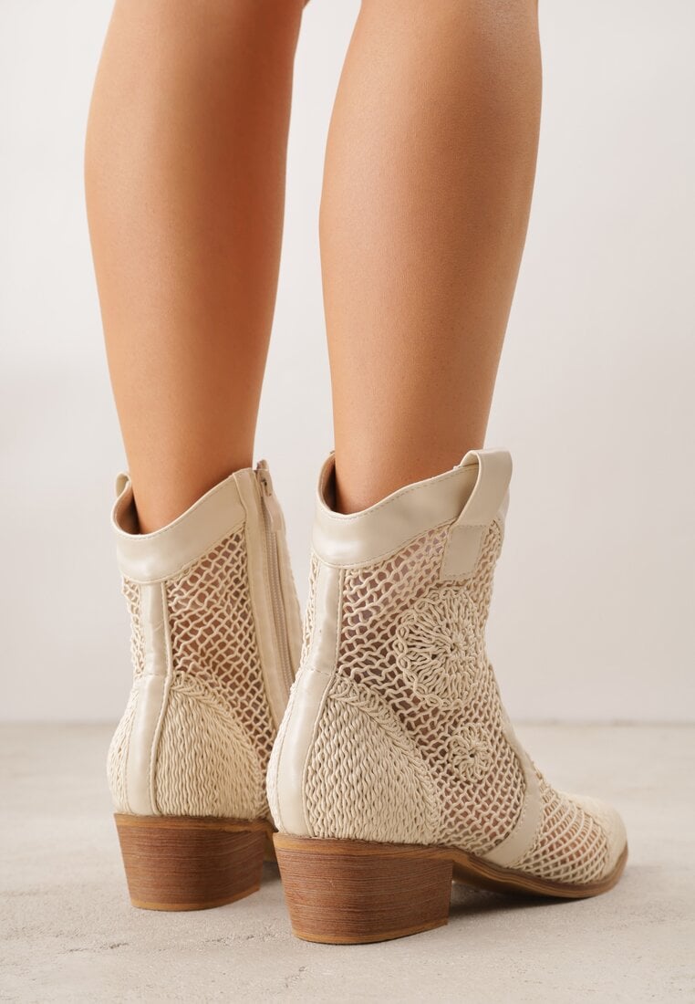 Beżowe Botki Kowbojki na Stożku z Ażurową Cholewką z Haftem Isarna
