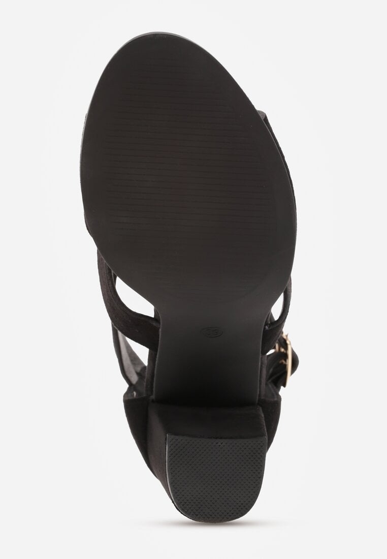 Czarne Sandały na Wysokim Słupku z Perforacją z Imitacji Zamszu Meeyah