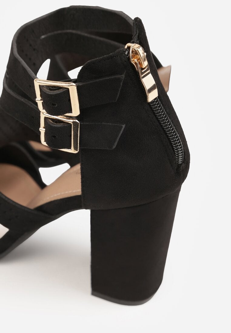 Czarne Sandały na Wysokim Słupku z Perforacją z Imitacji Zamszu Meeyah