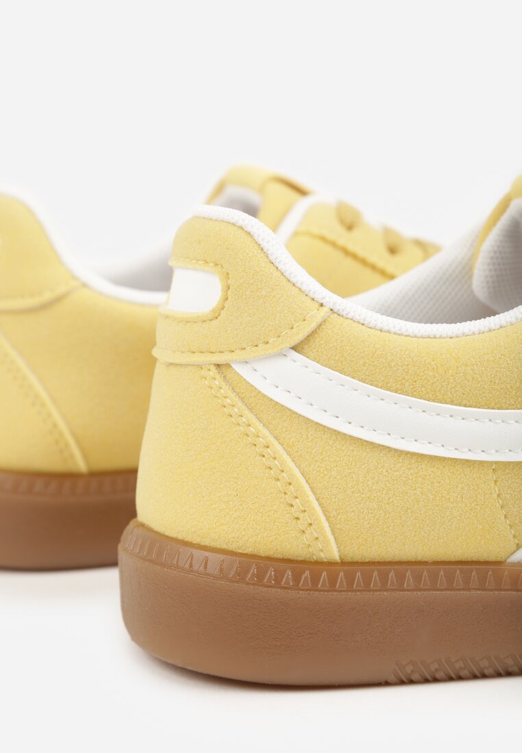 Żółte Sneakersy w Stylu Tenisówek Ozdobione Geometrycznymi Paskami Zitora