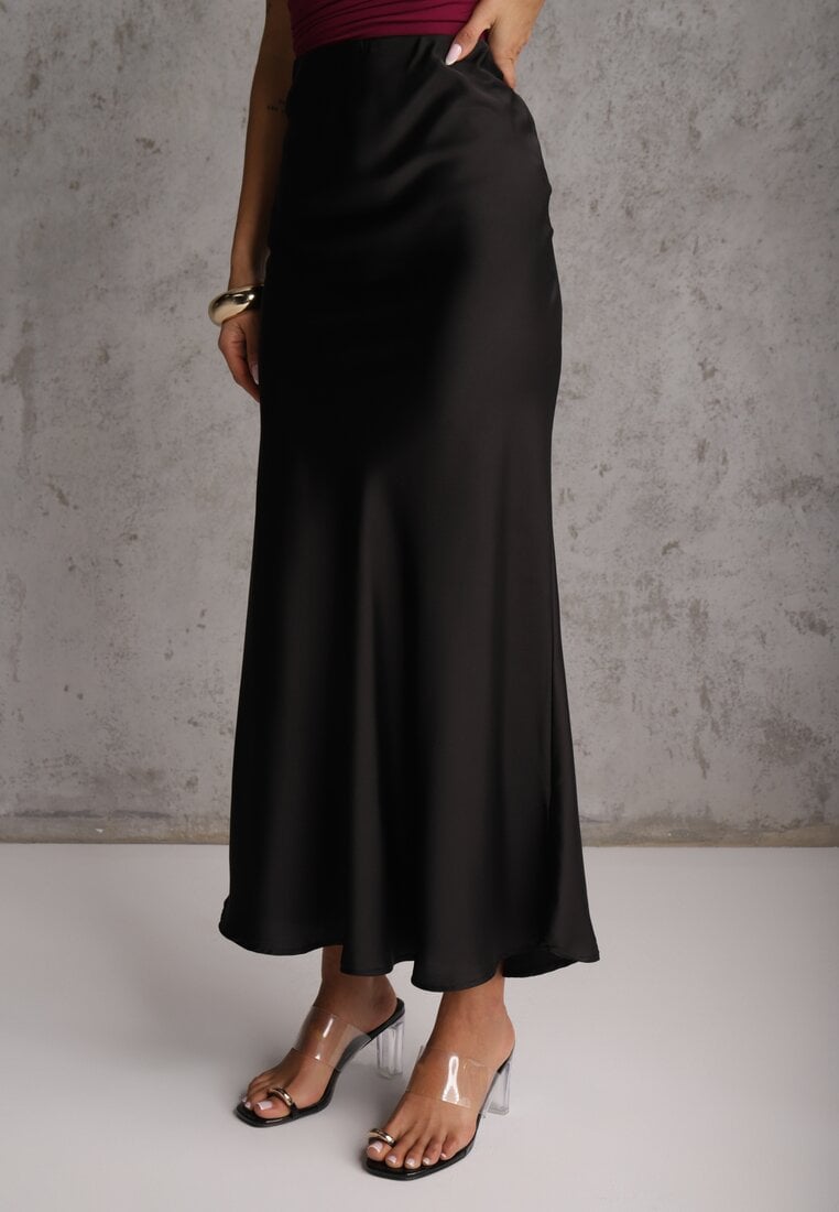 Czarna Koktajlowa Spódnica z Satyny o Rozkloszowanym Kroju Zinnivira