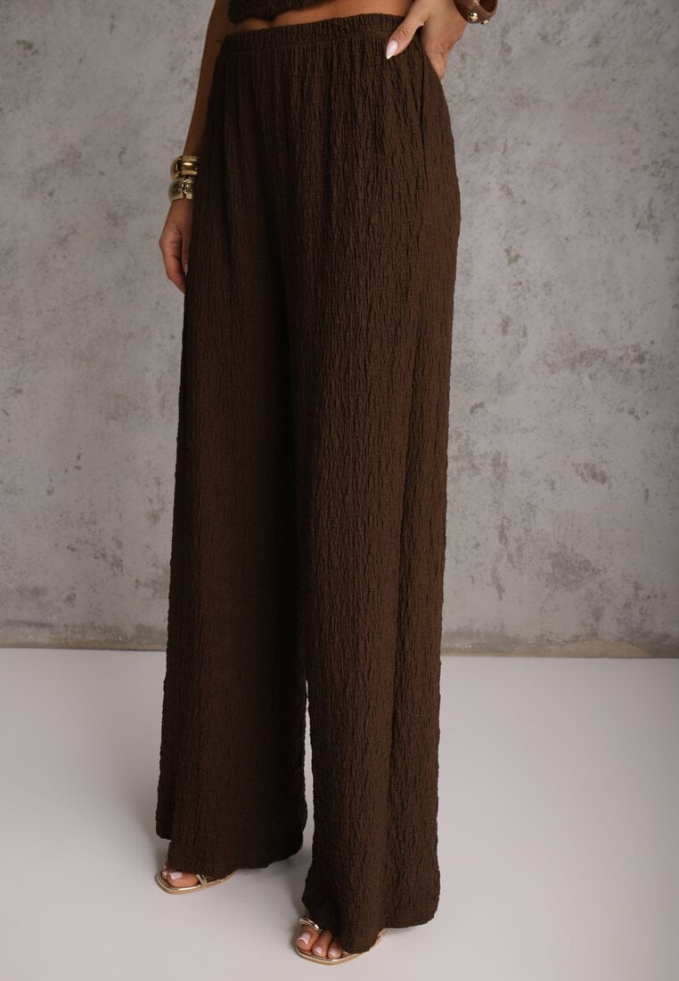 Brązowy Komplet Spodnie Wide Leg i Top ze Stójką i Drapowaniem w Talii Meridone