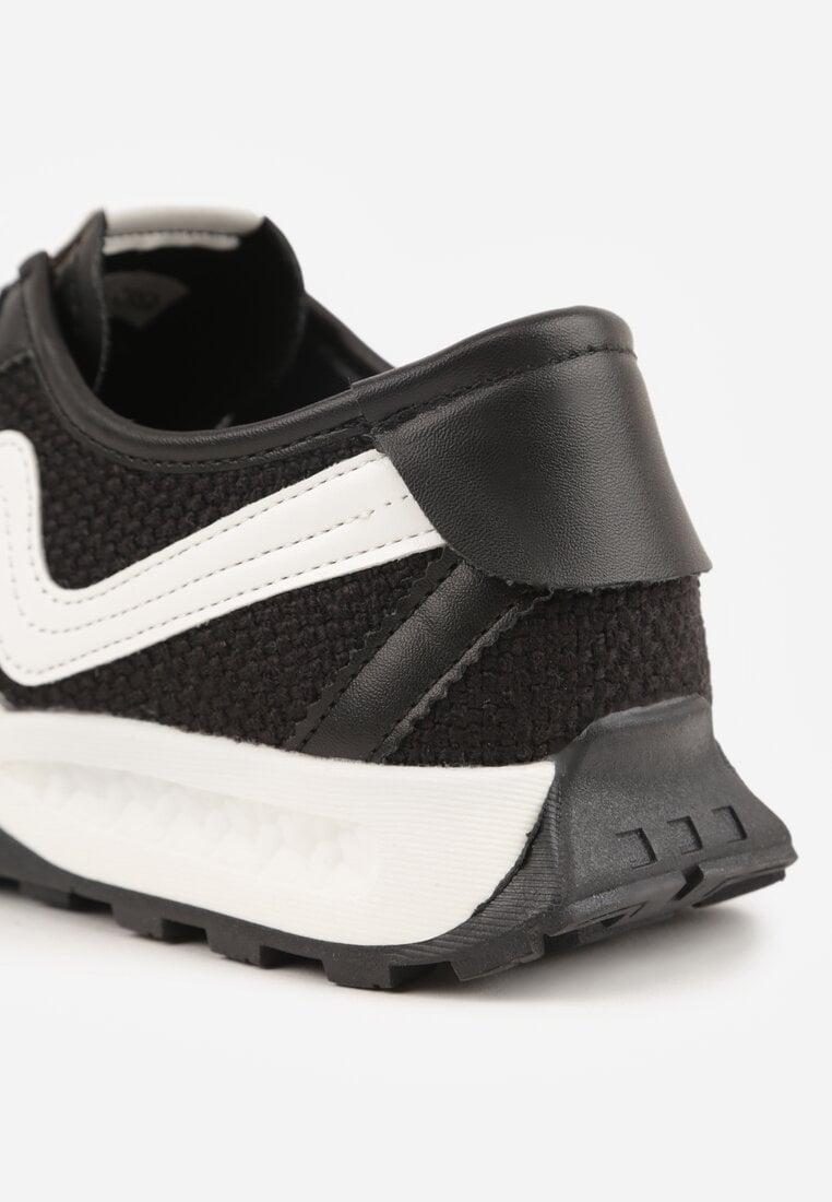 Czarne Sneakersy z Futurystyczną Tłoczoną Podeszwą i Geometrycznym Wzorem Emalorine