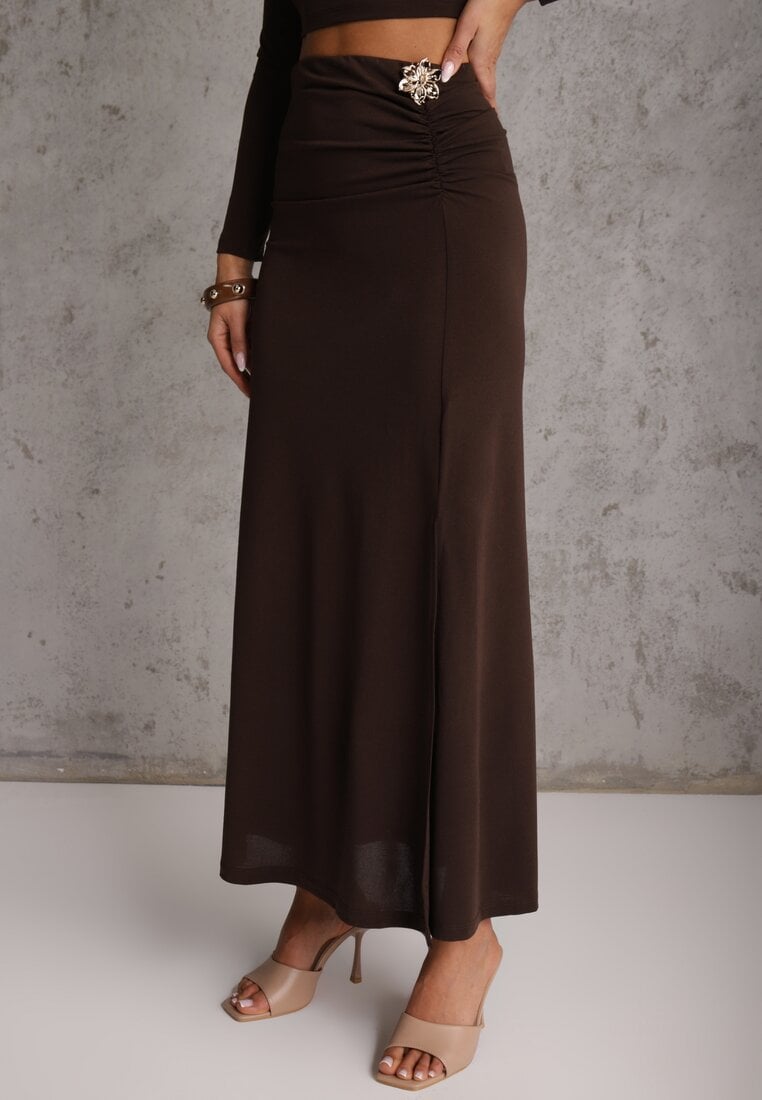 Brązowy Komplet Spódnica i Longsleeve Zdobione Marszczeniami i Aplikacjami  Bervessa