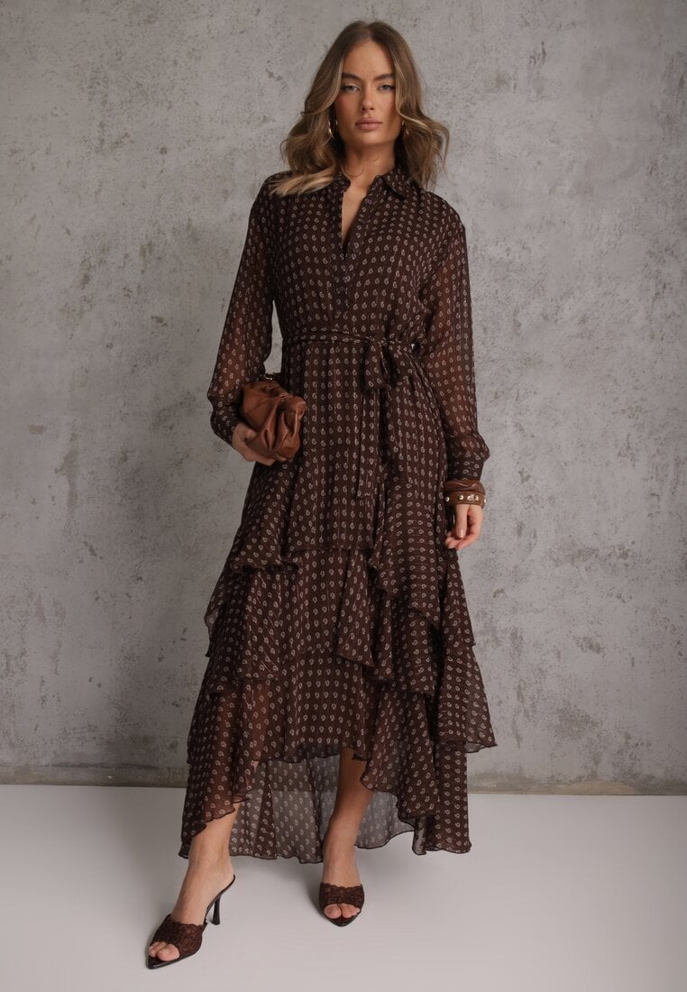 Brązowa Sukienka o Koszulowym Kroju z Przedłużonym Tyłem i Falbanami Savarinna