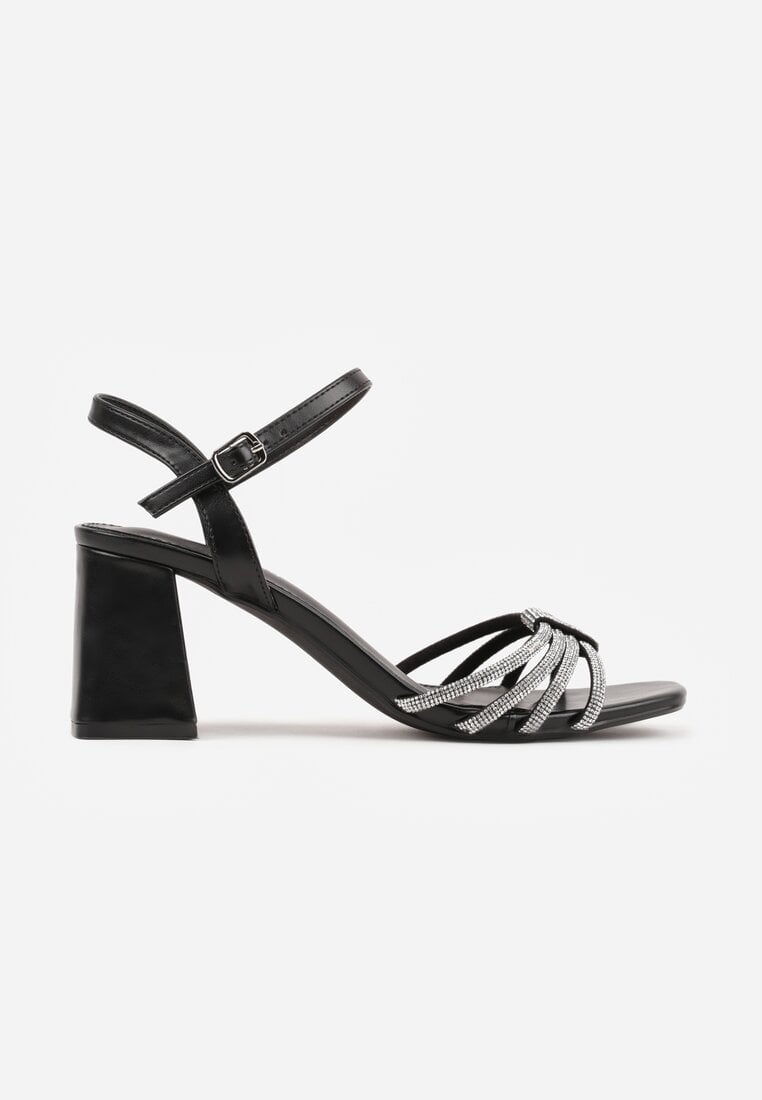 Czarne Sandały Ozdobione Paskami z Cyrkoniami i Kwadratowym Obcasie Zitalia