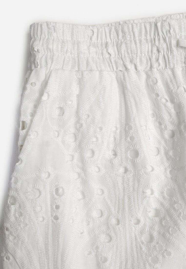 Białe Ażurowe Spodnie Wide Leg z Bawełny w Rustykalnym Stylu z Haftem Elladith