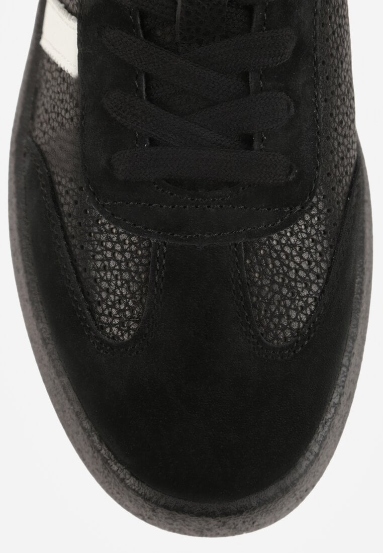 Czarne Sneakersy ze Skóry Naturalnej na Platformie z Perforacją  i Paskami Urevla