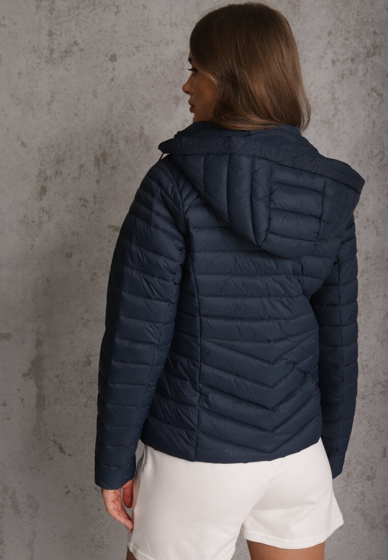Granatowa Przejściowa Kurtka Pikowana z Kapturem z Możliwością Odpięcia Pretiga