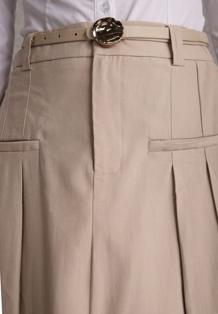 Beżowa Rozkloszowana Spódnica z Wiskozy Zdobiona Plisami i Paskiem Durklea