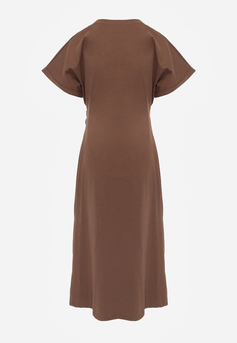 Brązowa Rozkloszowana Sukienka Zdobiona Drapowaniem w Talii i Rozcięciem Uziola