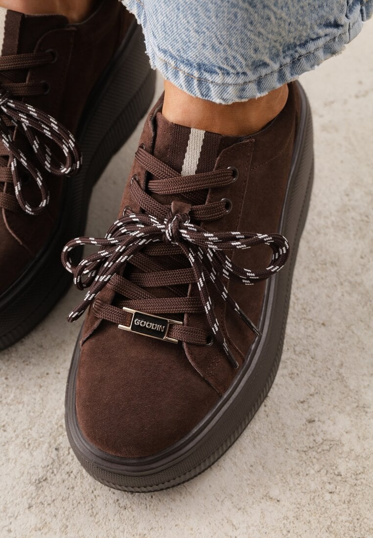 Brązowe Sneakersy na Platformie z Zamszu Naturalnego ze Sznurówkami w Paski Tarilita
