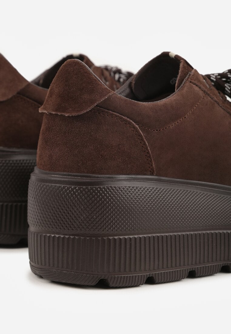 Brązowe Sneakersy na Platformie z Zamszu Naturalnego ze Sznurówkami w Paski Tarilita
