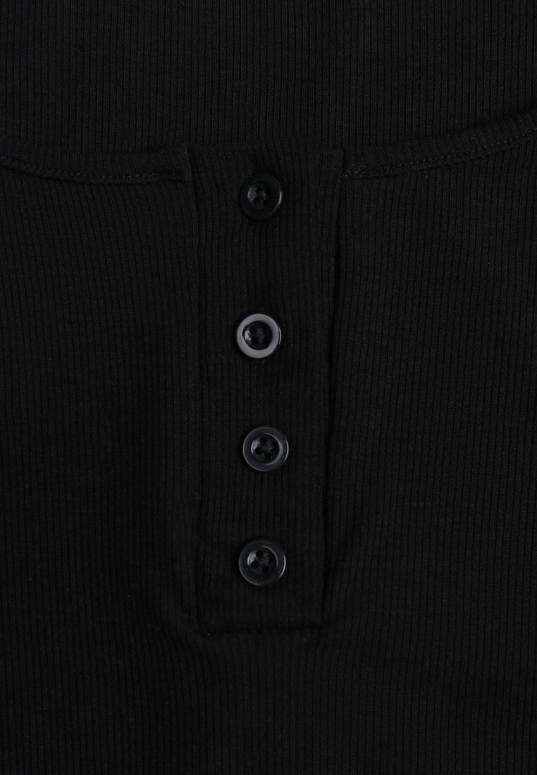 Czarny Top z Bawełny Ozdobiony Guzikami przy Dekolcie Nediva