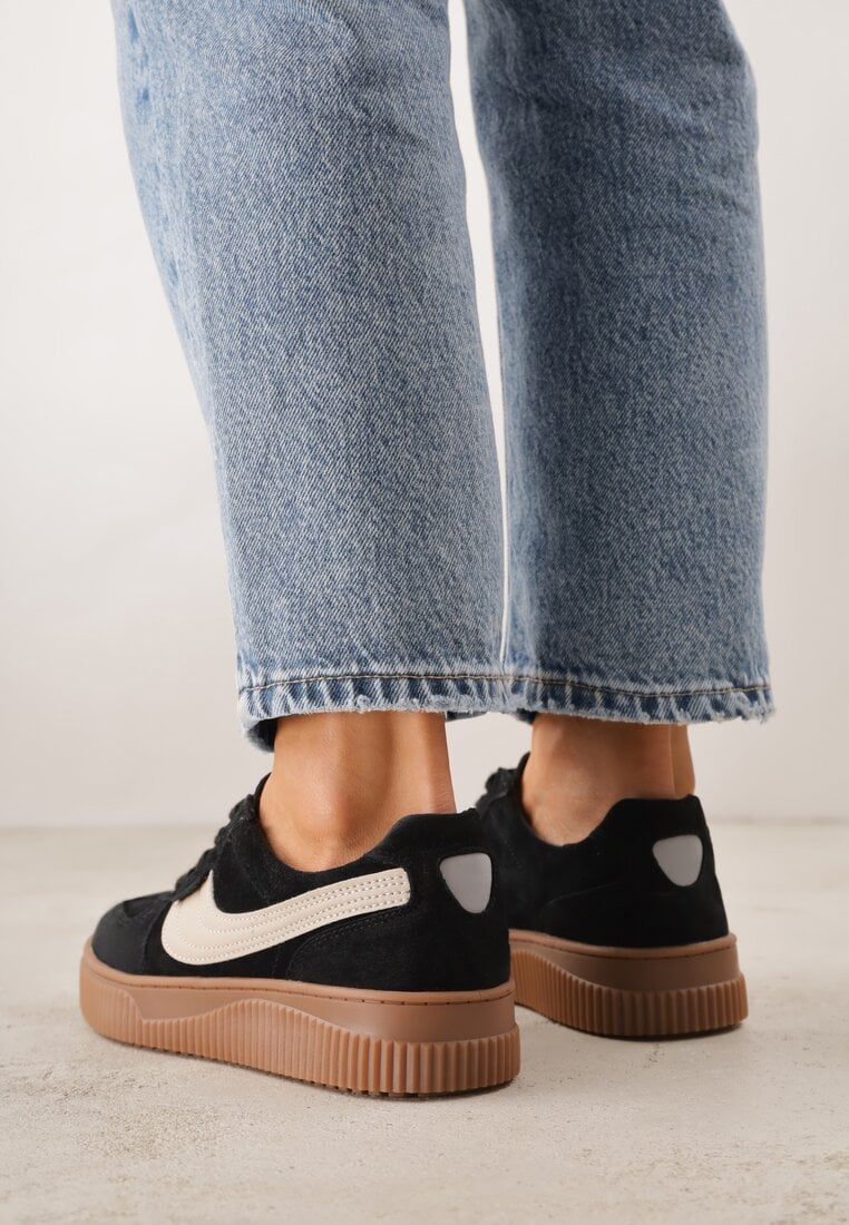 Czarne Sneakersy Kultowe Tenisówki z Zamszu Naturalnego ze Skórzaną Wkładką Rionae