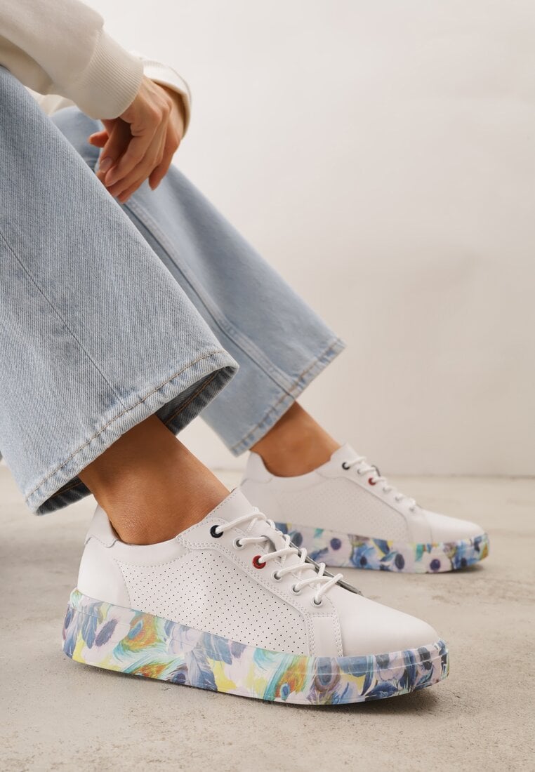 Białe Skórzane Sneakersy na Plaformie w Pióra z Perforacją Tidessa