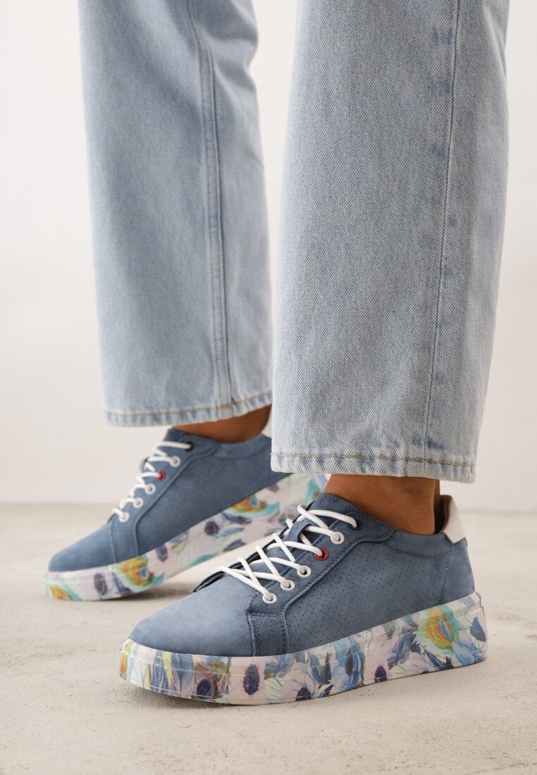 Niebieskie Skórzane Sneakersy na Plaformie w Pióra z Perforacją Tidessa